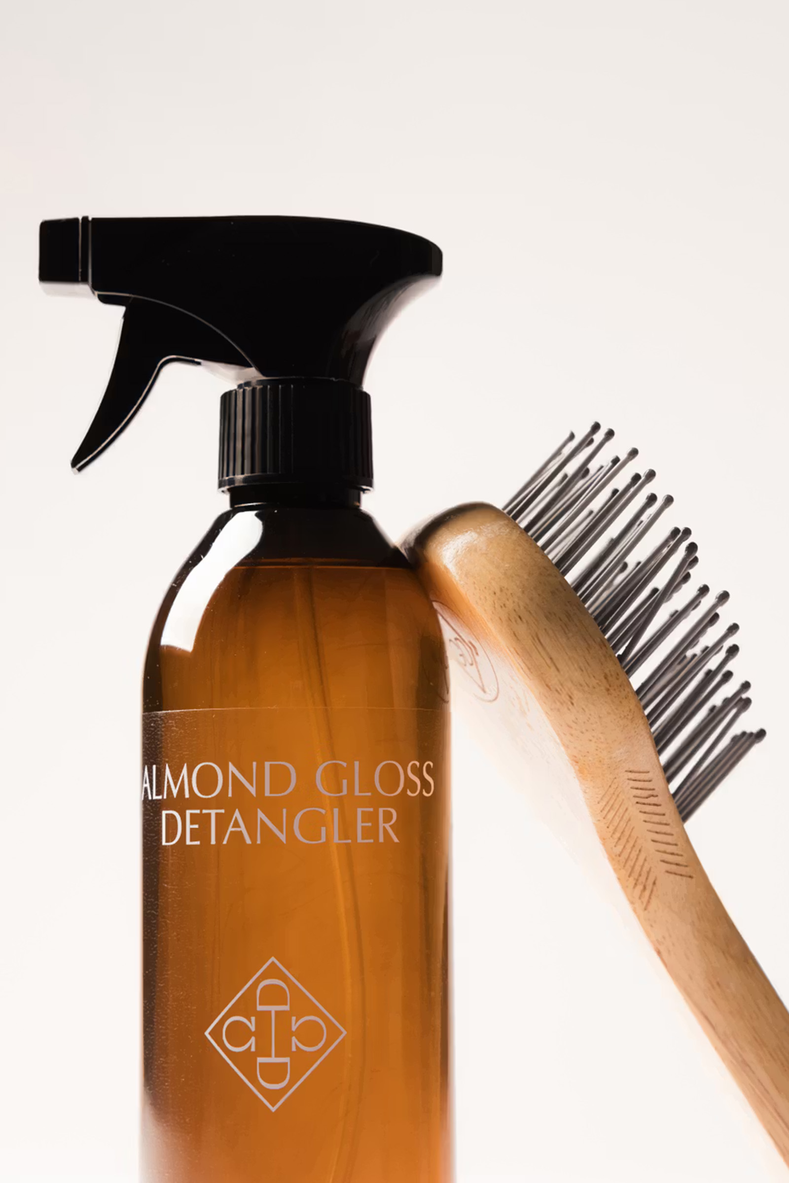 Grooming Deluxe Almond Gloss d&eacute;m&ecirc;lant, 500 ml