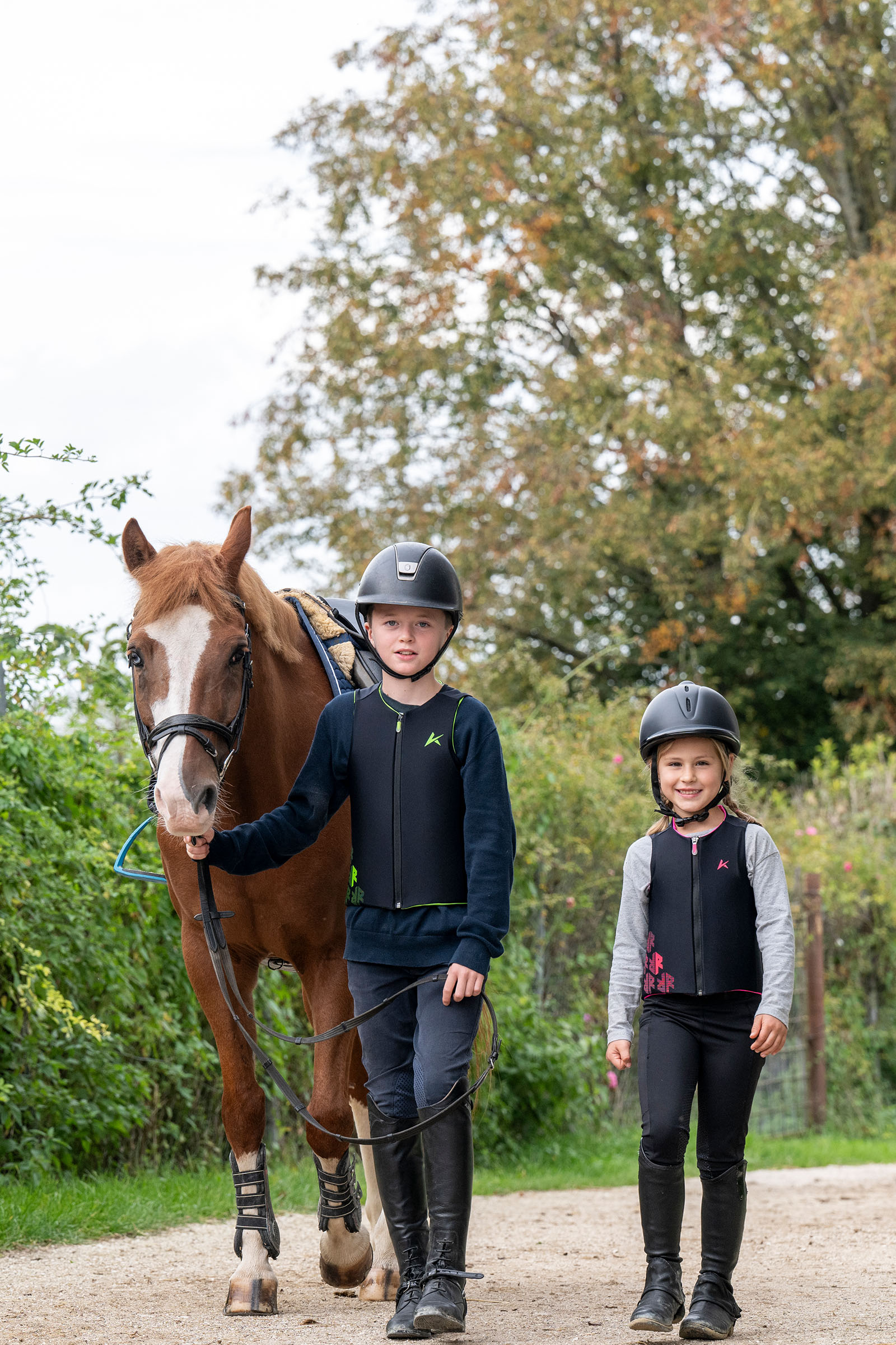 Komperdell Flex Fit Pro Junior gilet balistique pour enfants avec prot&egrave;ge-dos