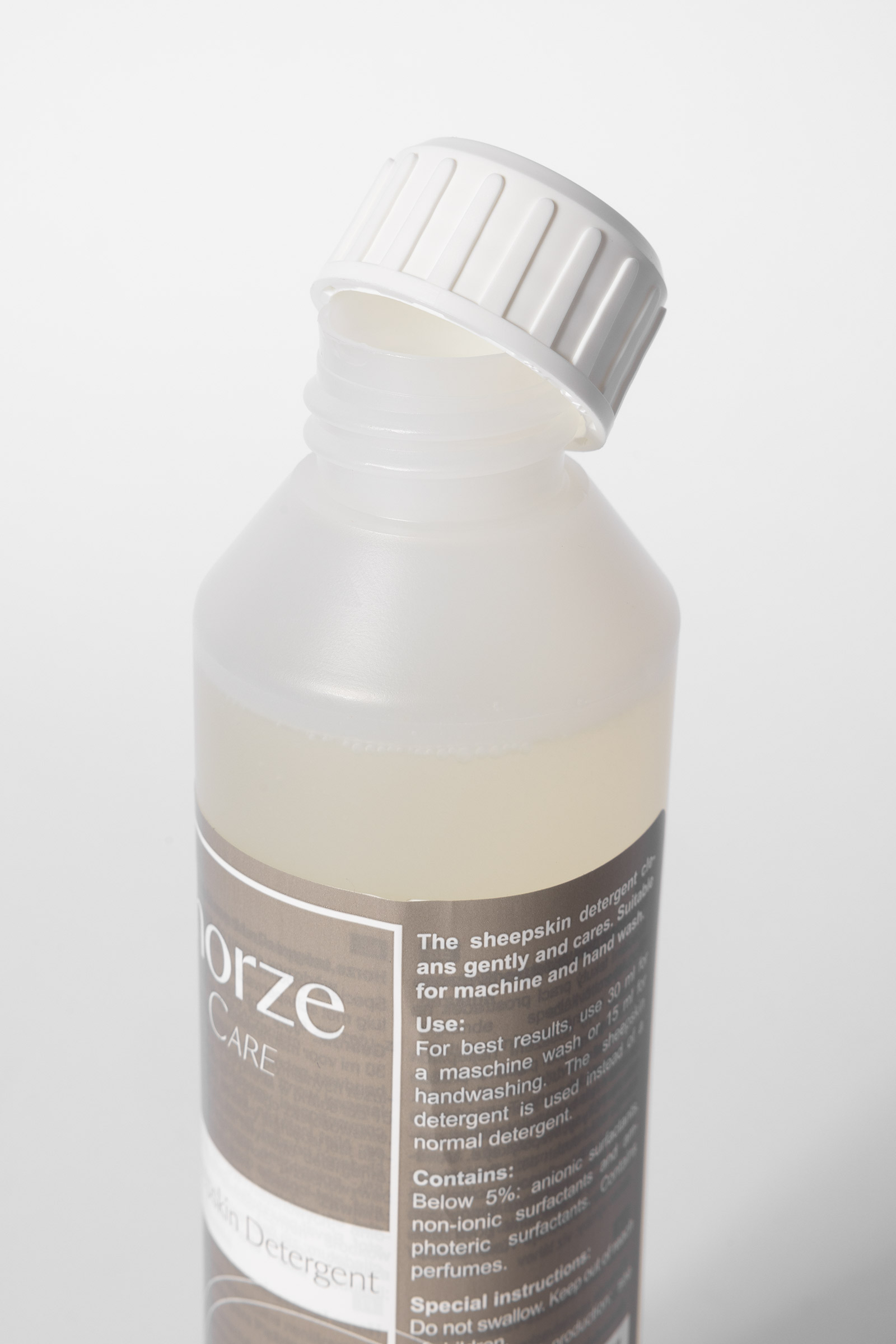 Nettoyant sp&eacute;cial peau de mouton Horze, 250 ml