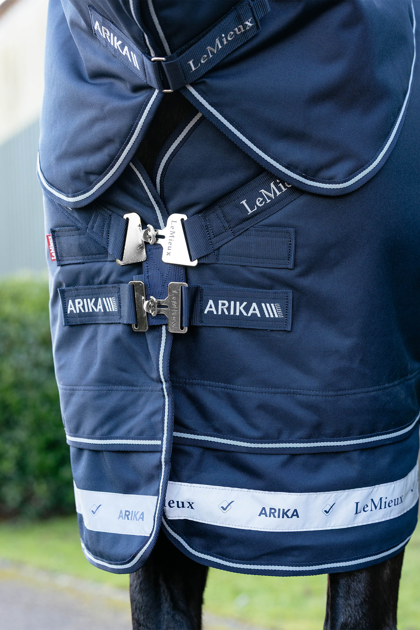 LeMieux Arika Storm-Tek couverture avec encolure amovible, 200 g