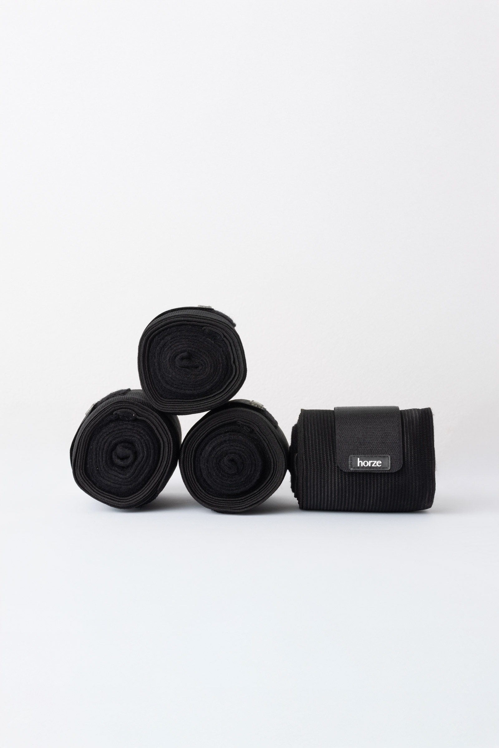 Noir Bandes Nest Combi Horze