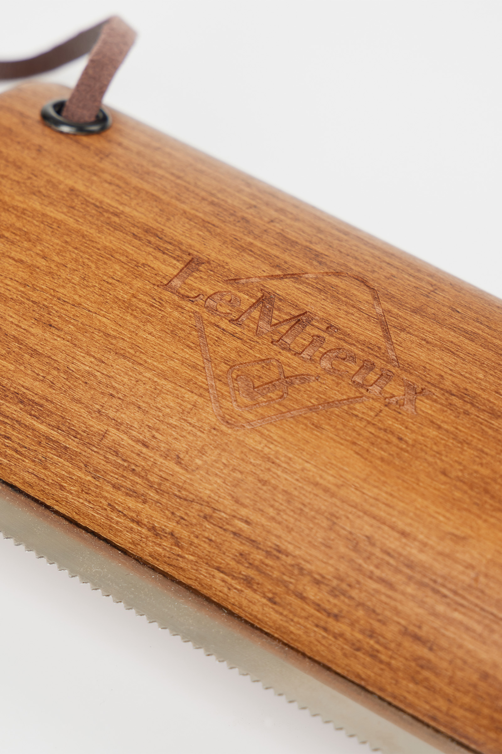 Peigne à mue artisanal LeMieux