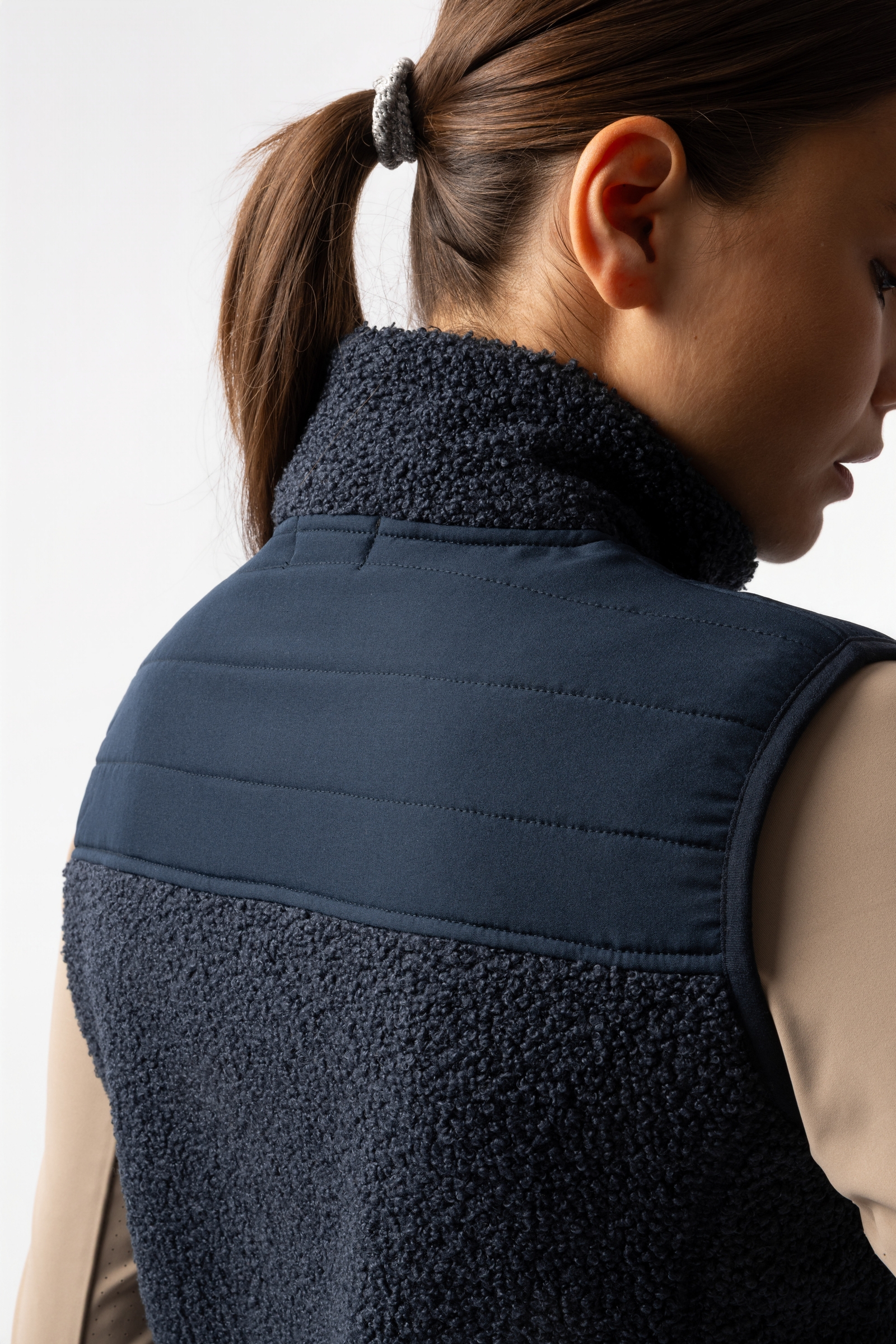 Horze Adira gilet en teddy fleece pour femmes