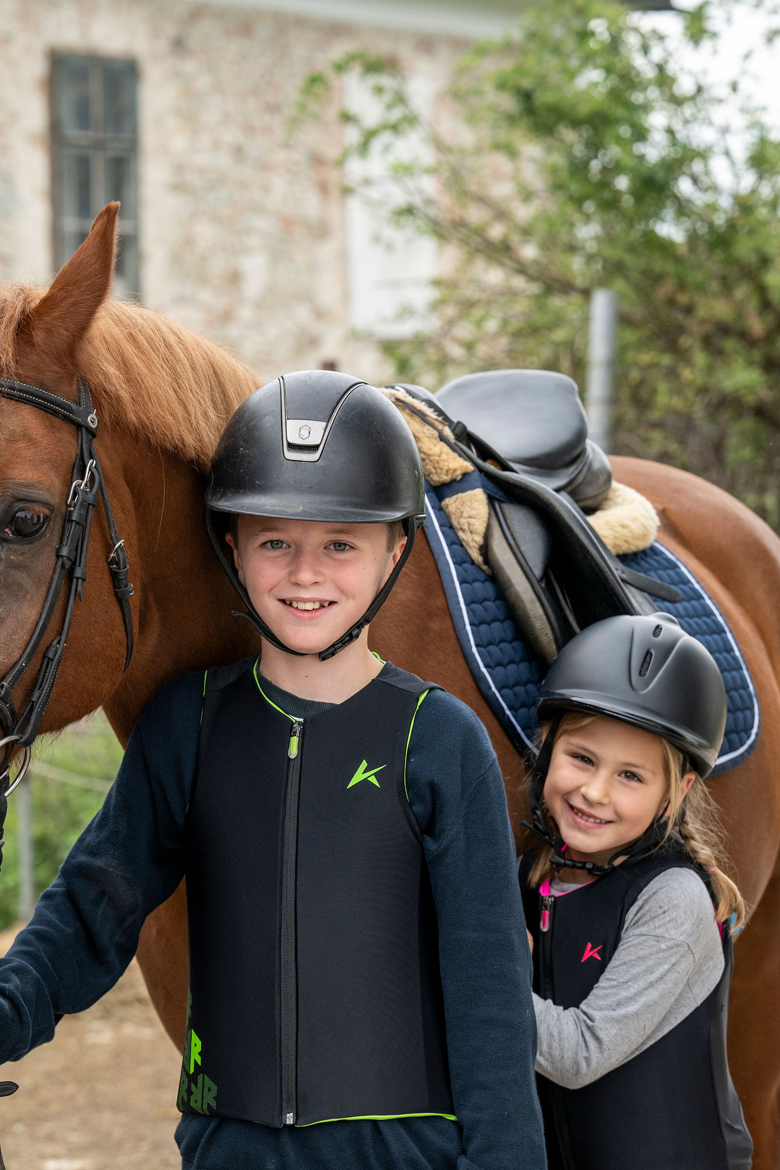 Komperdell Flex Fit Pro Junior gilet balistique pour enfants avec prot&egrave;ge-dos