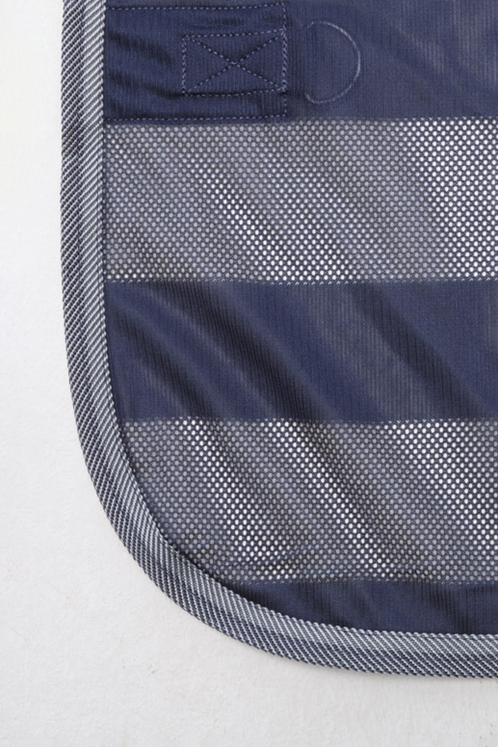 Couverture anti-mouches rayures