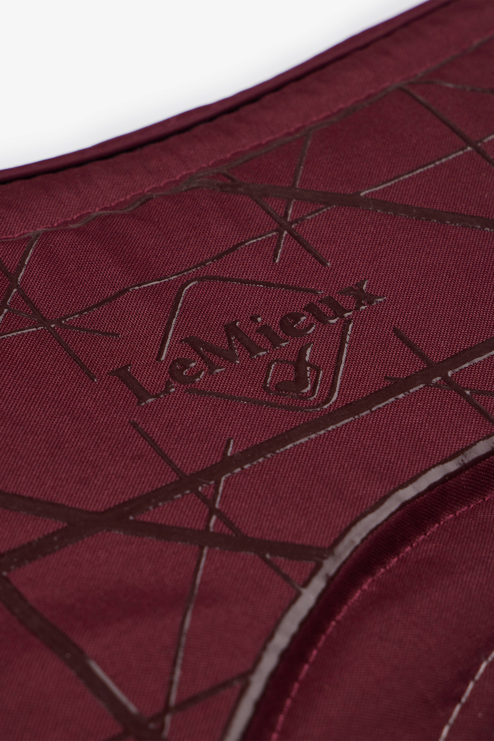 LeMieux Tapis de Selle de Dressage Anti-d&eacute;rapant en Soft Shell