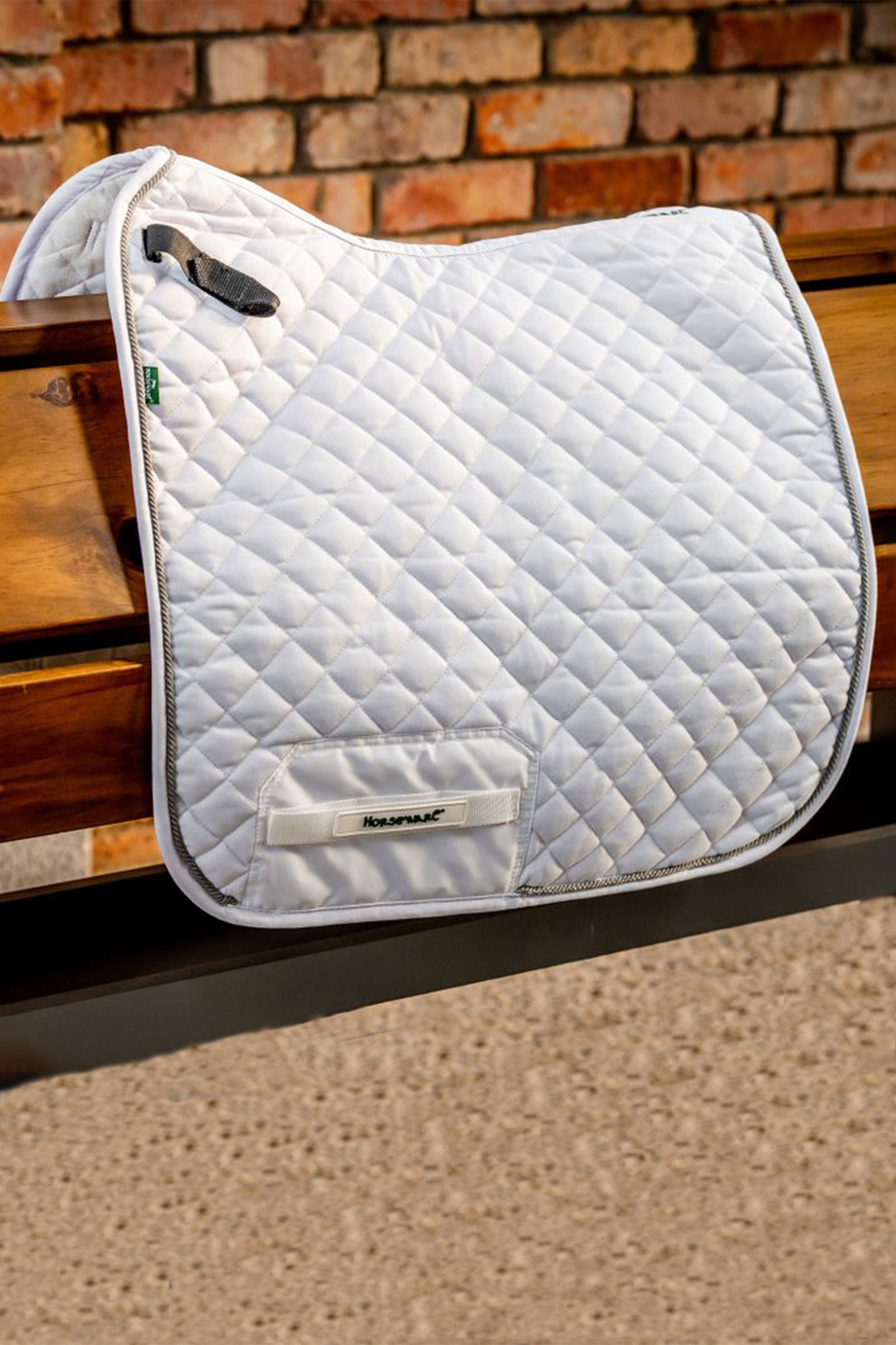 White Tapis de selle de dressage Horseware Signature