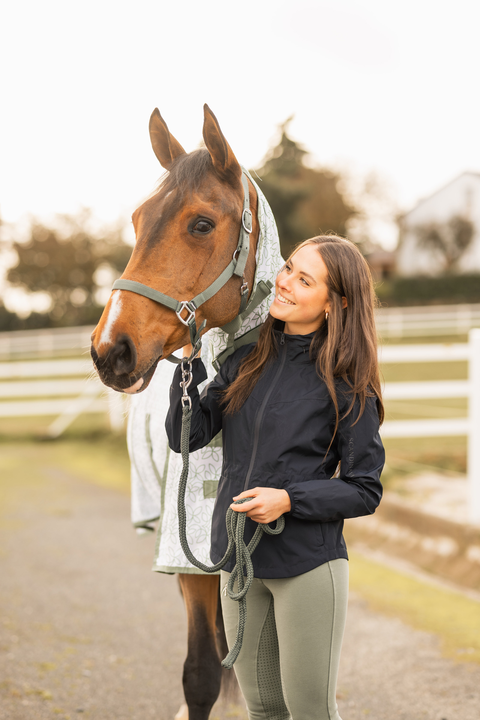 Horze Fiora veste d&rsquo;&eacute;quitation l&eacute;g&egrave;re imperm&eacute;able femme