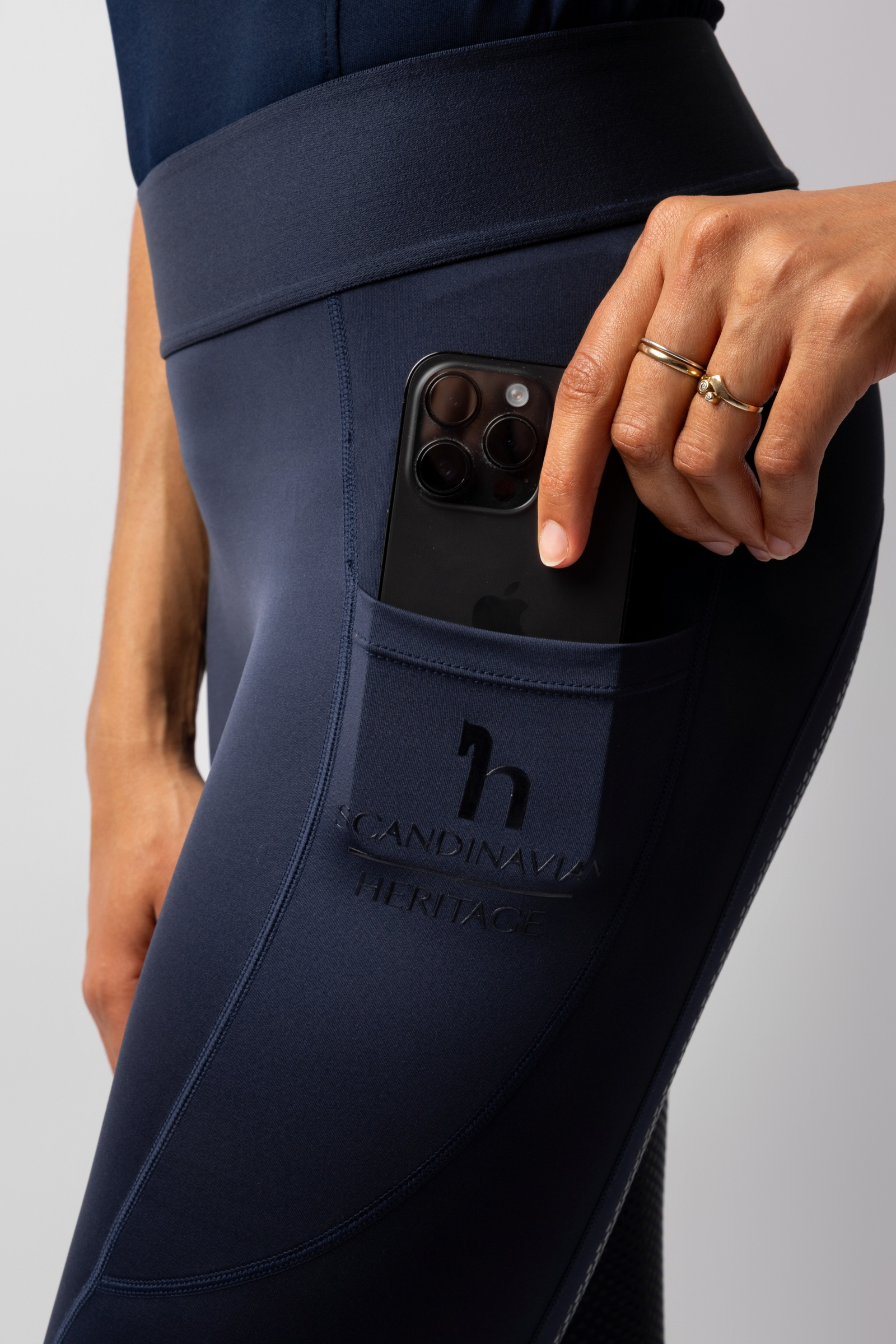 Horze Maia legging d'&eacute;quitation &agrave; fond int&eacute;gral pour femme  