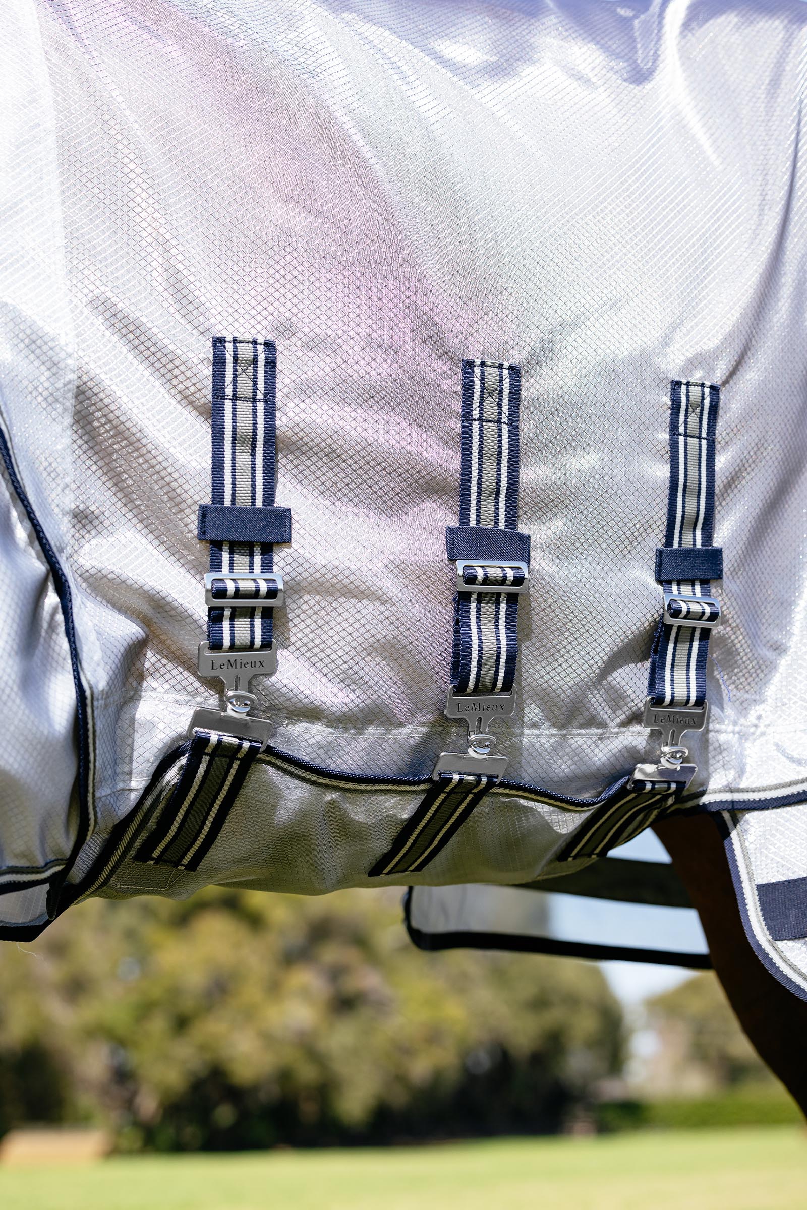 LeMieux Kudos AeroGuard couverture anti-mouches avec encolure amovible