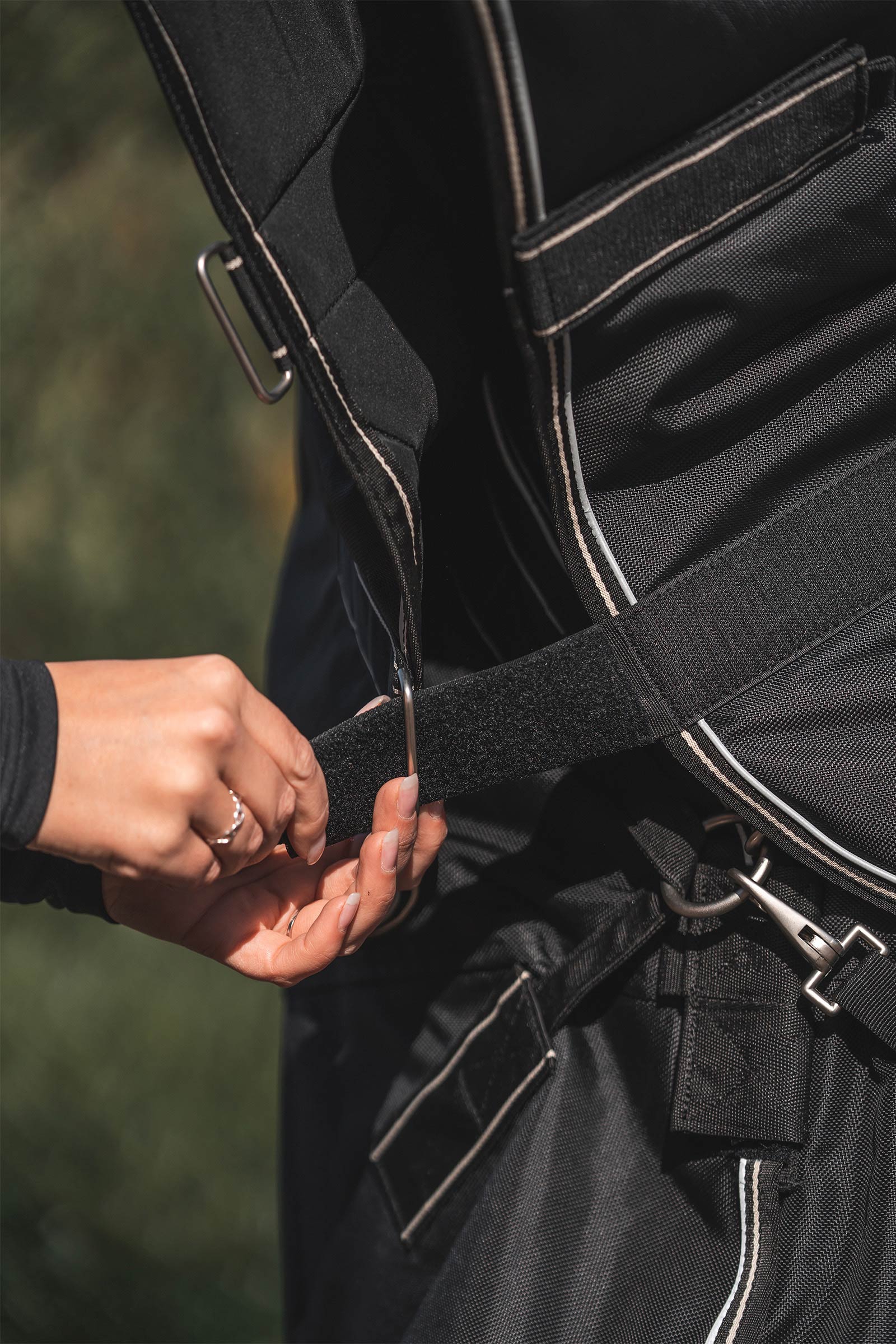 Back on Track Obsidian Couverture d'extérieur avec col amovible, 150g 