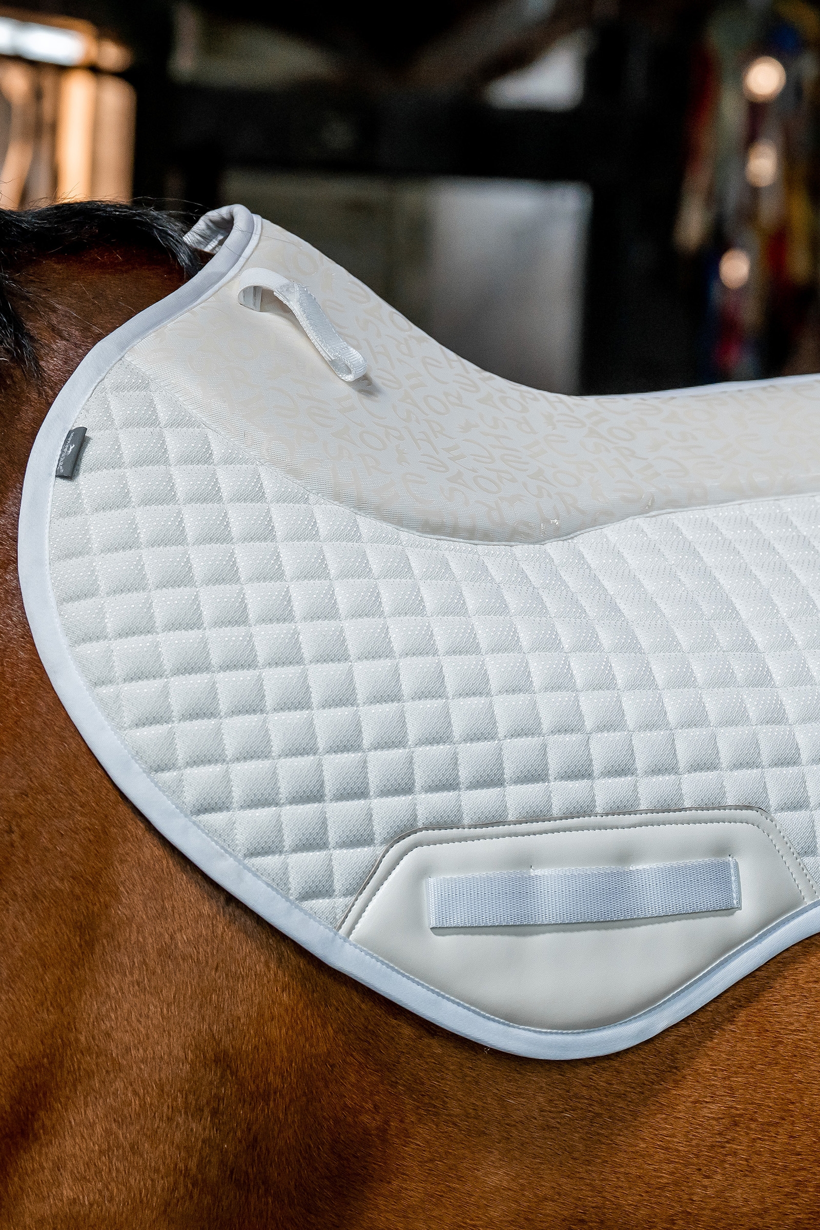 Tapis de selle de saut d'obstacle Horseware Tech Comfort